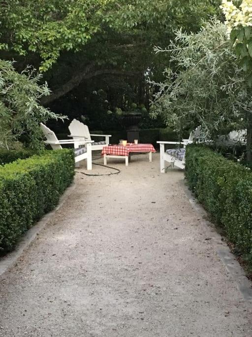 Gardeners' Cottage Matangi Екстериор снимка