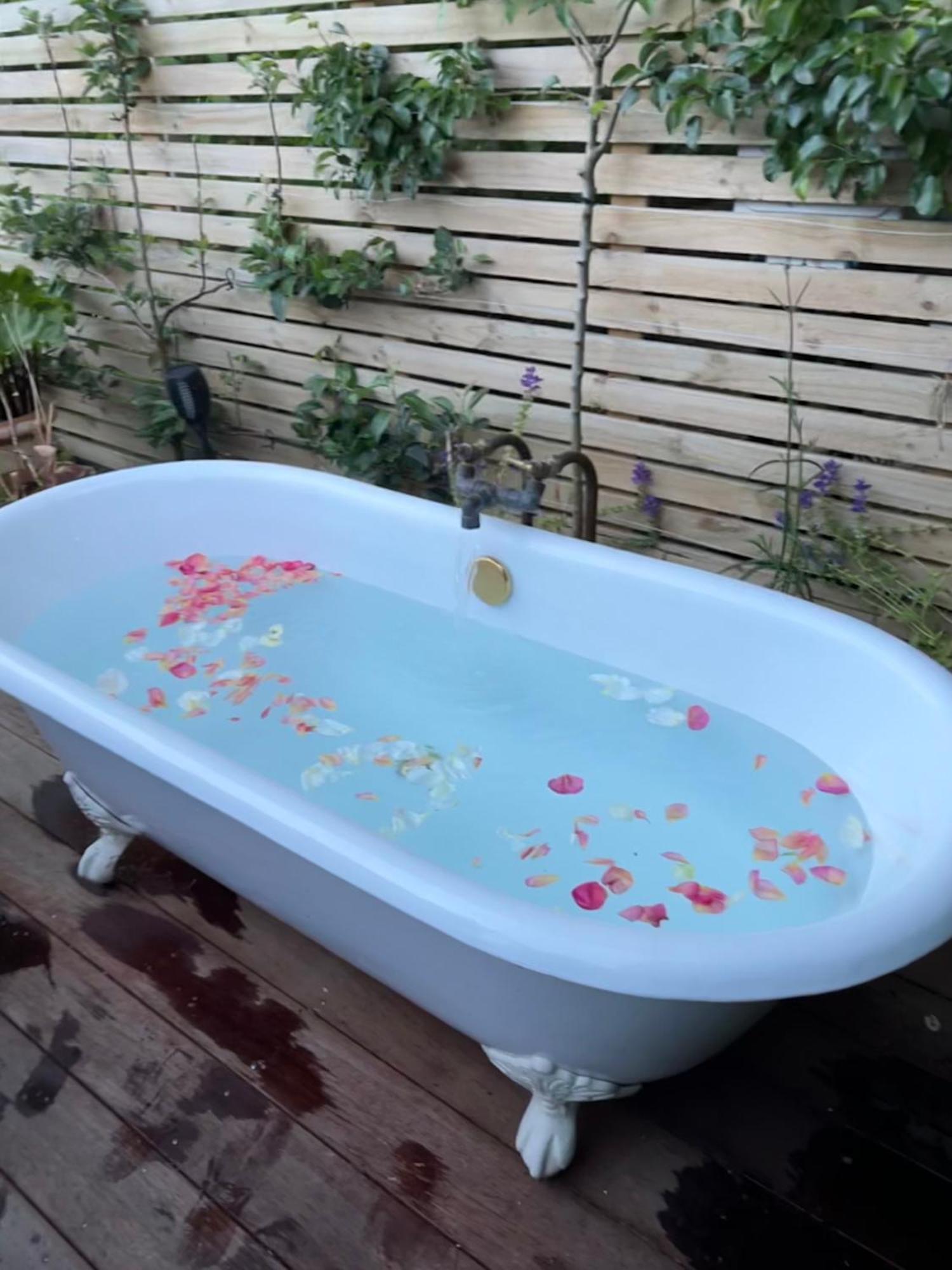 Gardeners' Cottage Matangi Екстериор снимка